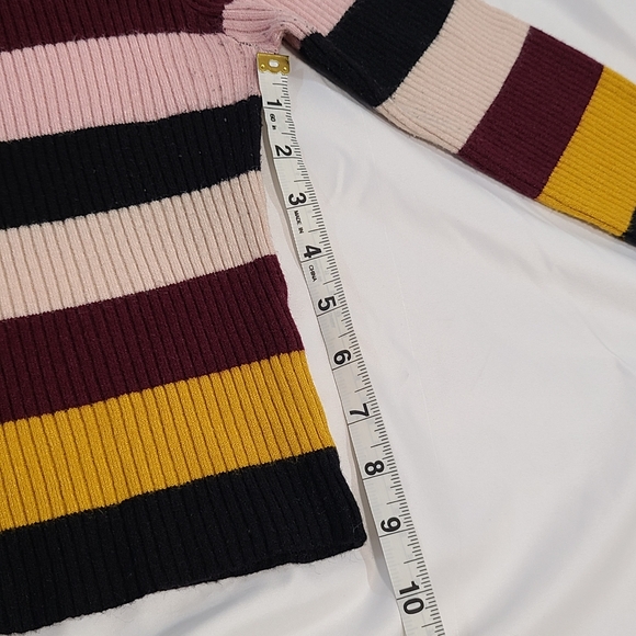 Forever 21 70's Style sweater Size L - Picture 7 of 9